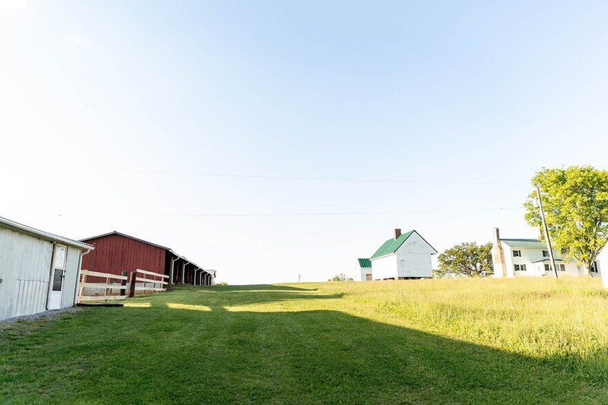 More Photos Of 4087 Coleman Dr, Alton Specialty For Sale