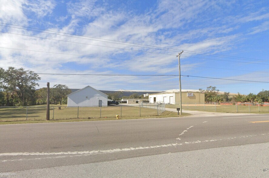 More Photos Of 6901 S 78th St, Riverview Industrial For Sale