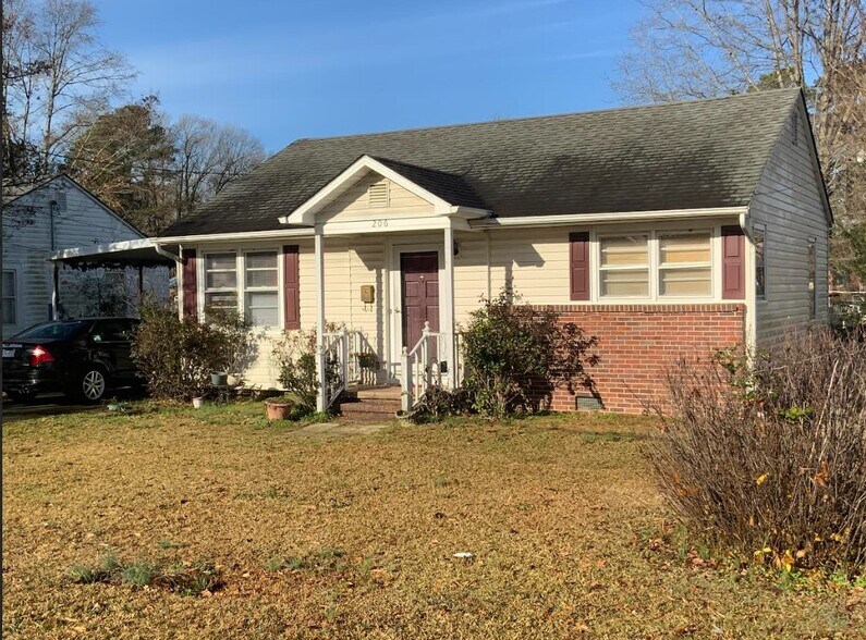 More Photos Of 1401-1415 W Cumberland St, Dunn General Retail For Sale