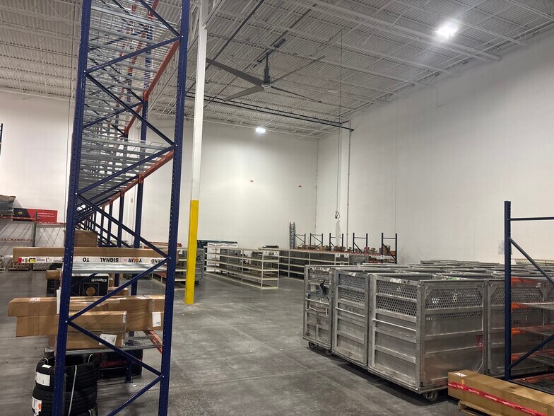 More Photos Of 8404 NW 90th St, Miami Warehouse For Lease