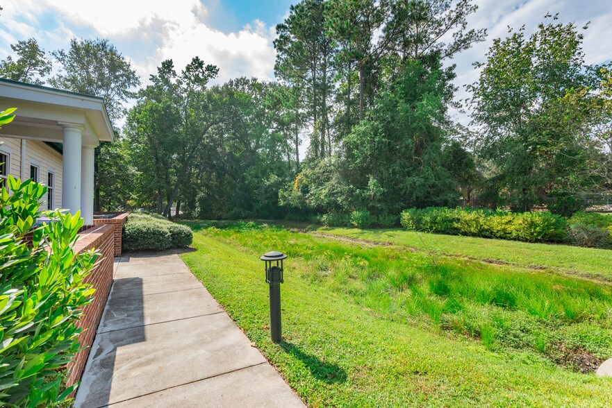 More Photos Of 897 Von Kolnitz Rd, Mount Pleasant Medical For Lease