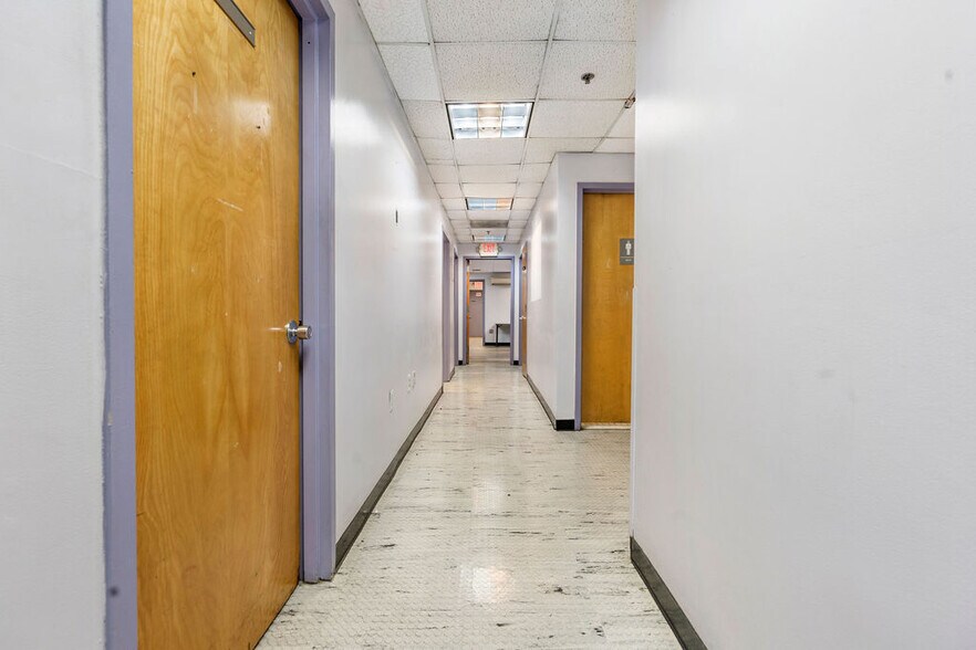 More Photos Of 2400 Richmond Ter, Staten Island Manufacturing For Lease