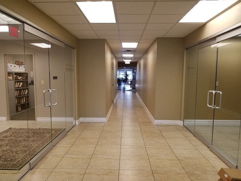 More Photos Of 169 Ramapo Valley Rd, Oakland Office For Lease