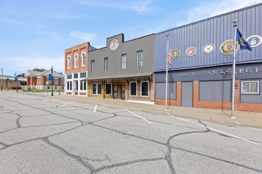 More Photos Of 116 N 3rd St, Burlington Apartments For Sale