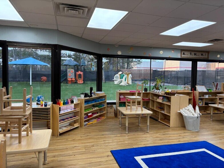 More Photos Of 205 Market Pl, Roswell Schools For Sale