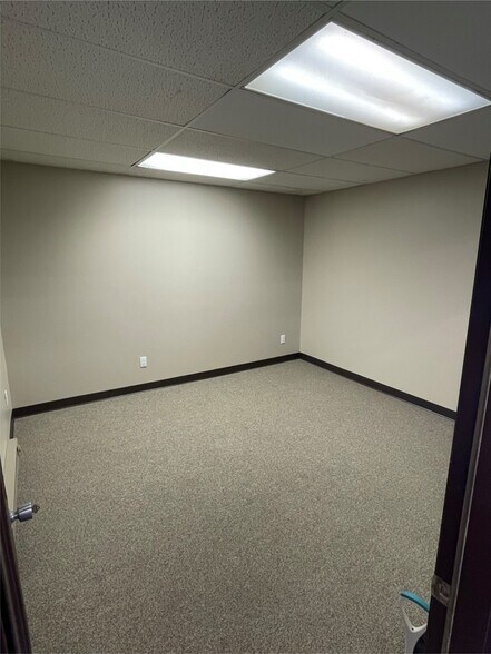 More Photos Of 3420 W Spencer St, Appleton Warehouse For Lease