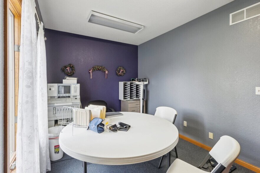 More Photos Of 819 Southwestern Run, Youngstown Medical For Sale