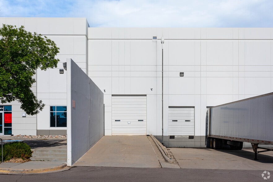More Photos Of 2470 Airport Blvd, Aurora Distribution For Lease