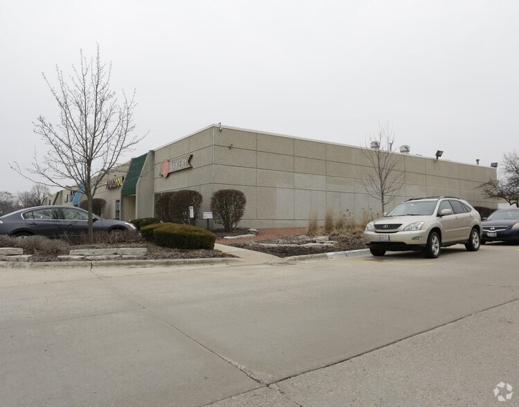 More Photos Of 400-428 W 5th Ave, Naperville Light Distribution For Lease