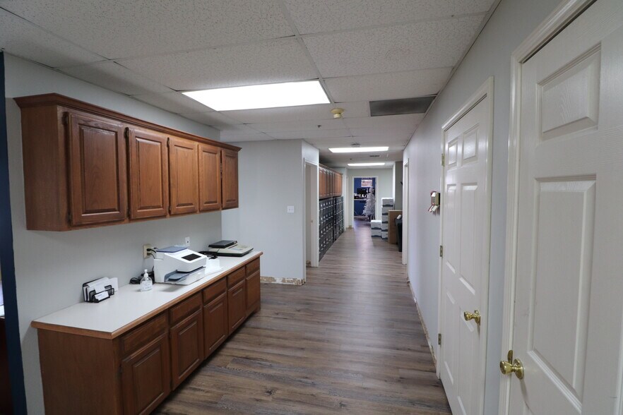 More Photos Of 401 S 41st St E, Muskogee Warehouse For Sale