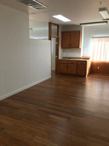 More Photos Of 801-823 Grand Ave, San Marcos Unknown For Lease