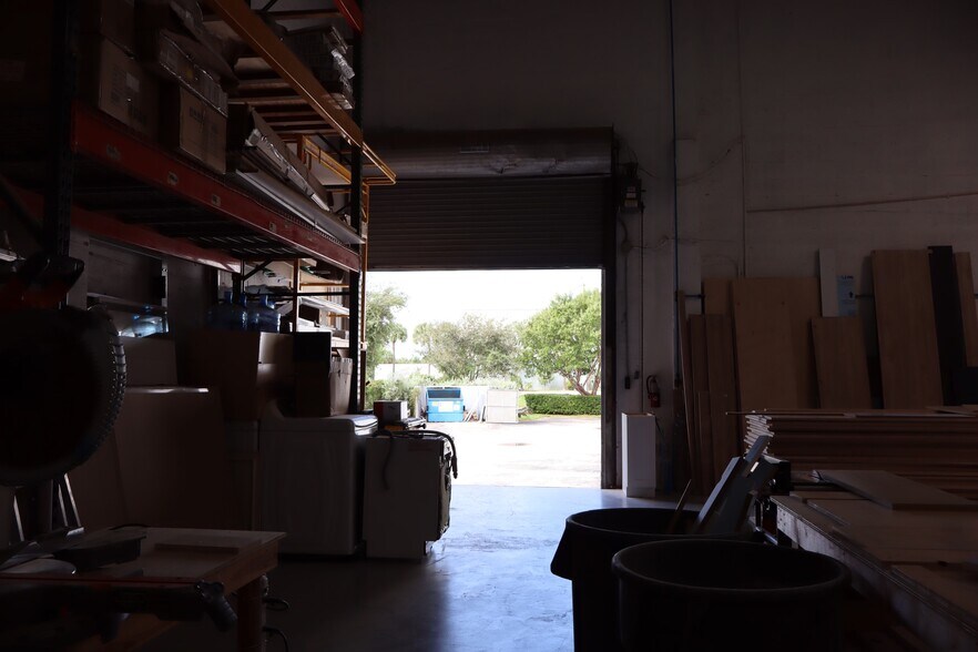 More Photos Of 2400 W Copans Rd, Pompano Beach Showroom For Lease