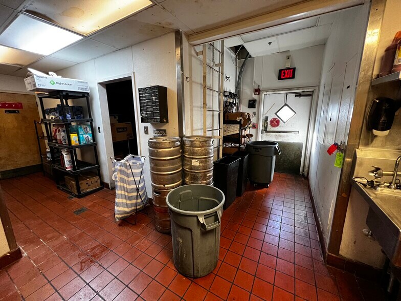 More Photos Of 2310 Sanders Rd, Conway Restaurant For Lease