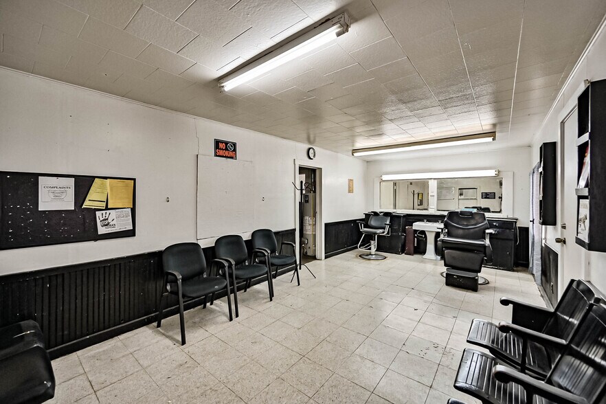 More Photos Of 600 W 13th Ave, Corsicana Flex For Sale