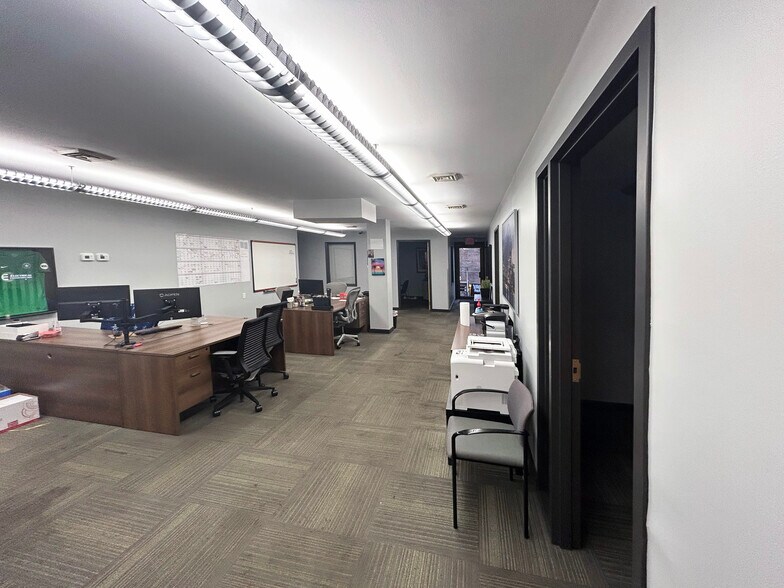 More Photos Of 286-292 East Ave, Webster Groves Warehouse For Sale