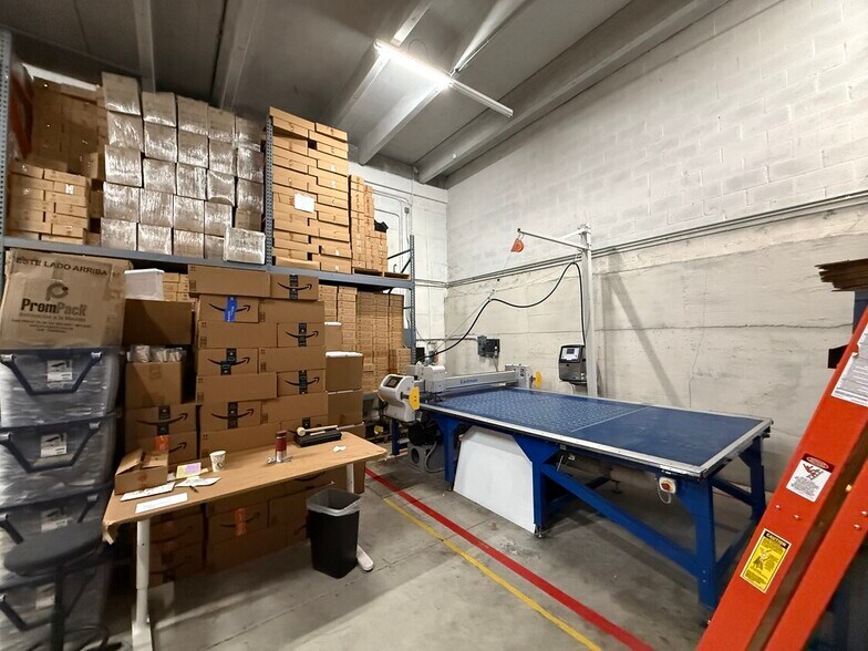 More Photos Of 11467 NW 34th St, Doral Industrial For Sale