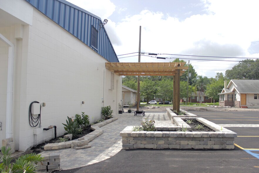 More Photos Of 624 Goodwin St, Jacksonville Office For Lease