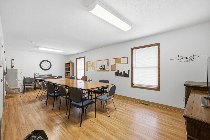 More Photos Of 437 Jefferson Rd, Fremont Shelter For Sale