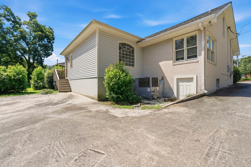 More Photos Of 3357 Vineville Ave, Macon-Bibb Office Residential For Sale