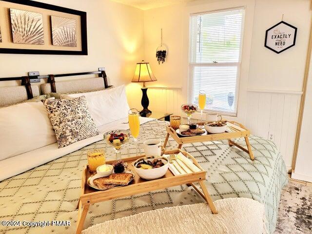 More Photos Of 2735 PA-390, Canadensis Hospitality For Sale