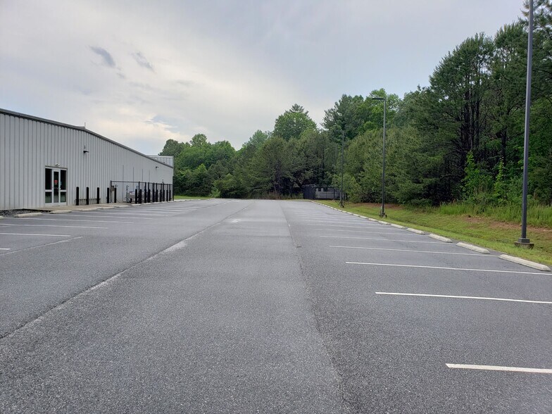 More Photos Of 220 Continuum Dr, Fletcher Research And Development For Sale