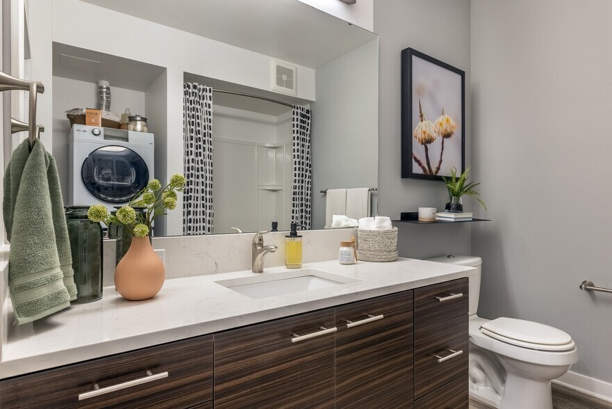 More Photos Of 3850 N Mississippi Ave, Portland Apartments For Lease