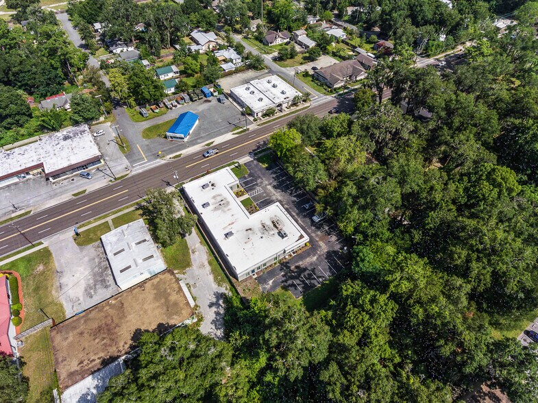 More Photos Of 2720 NW 6th St, Gainesville Medical For Lease