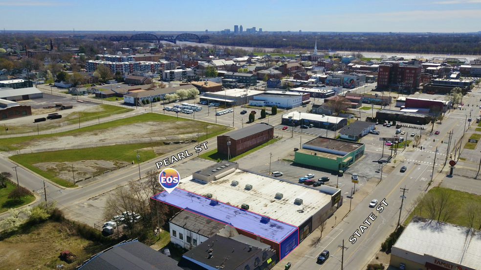 Primary Photo Of 624 State St, New Albany Storefront For Lease