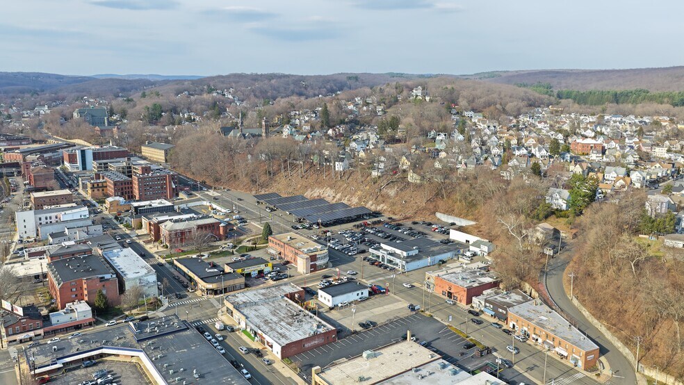 More Photos Of 370 E Main St, Ansonia Restaurant For Sale