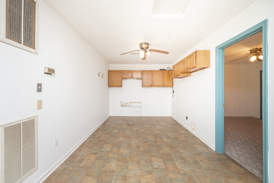 More Photos Of 7717 Richmond Tappahannock Hwy, Aylett Storefront Retail Office For Sale