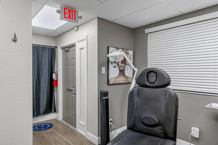 More Photos Of 2194 Highway A1A, Indian Harbour Beach Medical For Sale