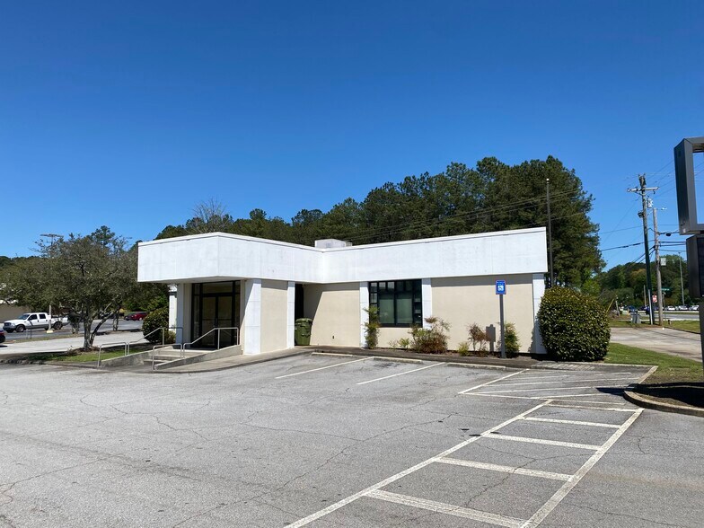 More Photos Of 1040 Bankhead Hwy, Carrollton Bank For Lease