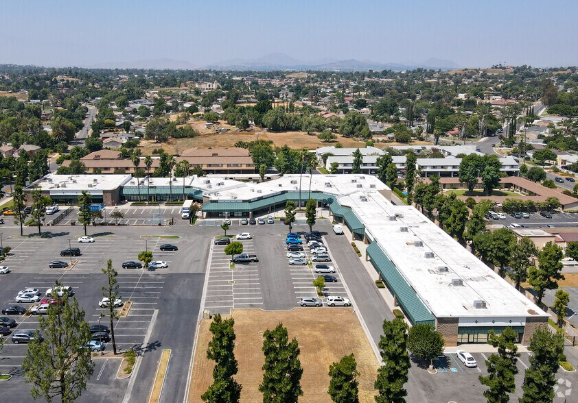 More Photos Of 10769 Hole Ave, Riverside Office For Lease