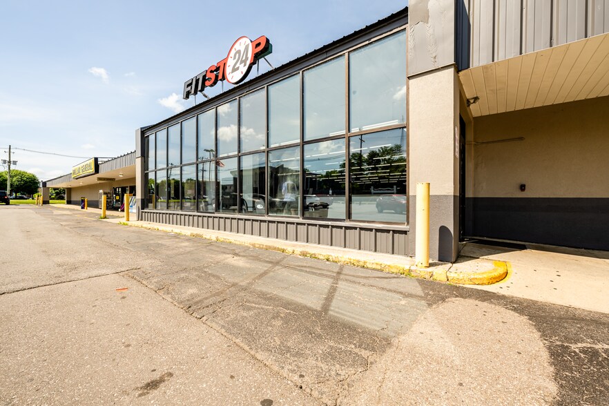 More Photos Of 410 N 2nd St, Niles General Retail For Sale