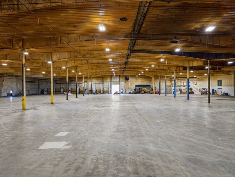 More Photos Of 100 Henry McCall Rd, Marion Manufacturing For Lease