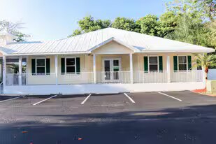More Photos Of 12853 Banyan Creek Dr, Fort Myers Business Park For Lease