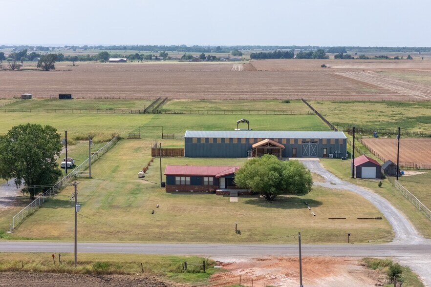 More Photos Of 20500 N 2810 Rd, Kingfisher Lodge Meeting Hall For Sale