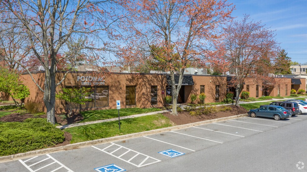 More Photos Of MD Exec Park - Joppa Rd & Lasalle Rd, Towson Office For Lease