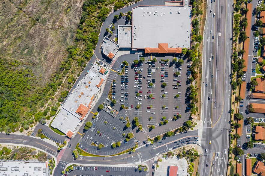 More Photos Of 825-845 College Blvd, Oceanside Unknown For Lease