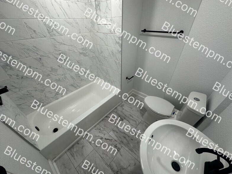 More Photos Of 1115 Felix St, Saint Joseph Apartments For Sale