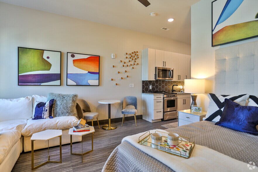 More Photos Of 1425 Winnifred St, Charlotte Apartments For Lease