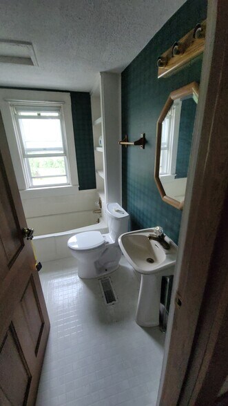 More Photos Of 5430 Rockville Rd, Indianapolis Specialty For Sale