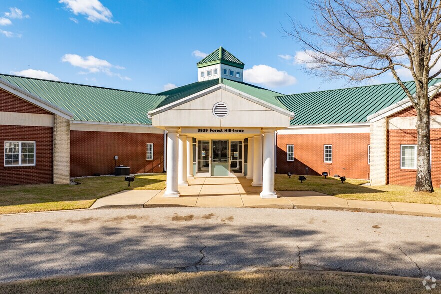 More Photos Of 3839 Forest Hill Irene Rd, Memphis Office For Lease