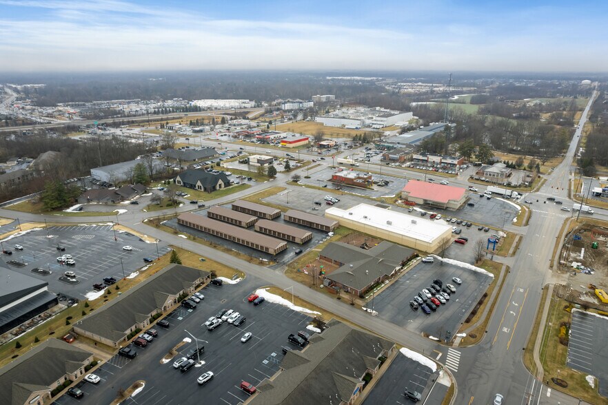 More Photos Of 14 Whittington Dr, Brownsburg Self Storage For Sale