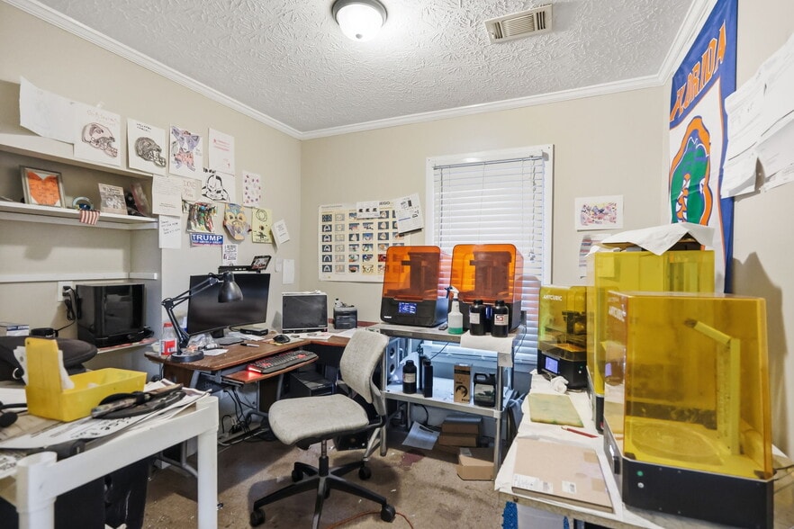 More Photos Of 3365 Thompson Bridge Rd, Gainesville Freestanding For Sale