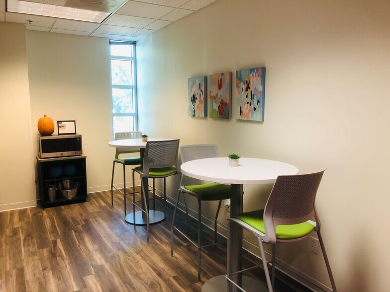 More Photos Of 10 Canebrake Blvd, Flowood Coworking Space