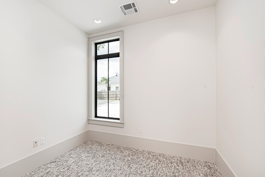 More Photos Of 10315 Jefferson Hwy, Baton Rouge Loft Creative Space For Lease
