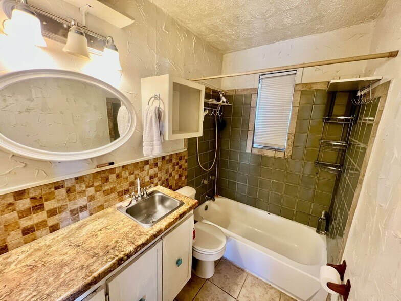 More Photos Of 309 FM 480, Center Point Fast Food For Sale