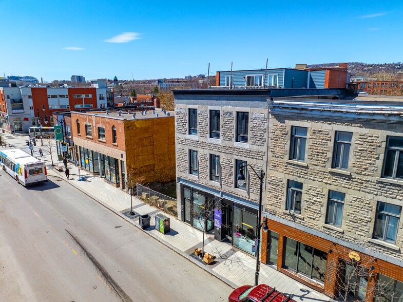 More Photos Of 3467 Rue Notre-Dame O, Montréal Multifamily For Sale