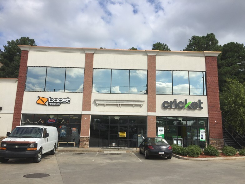 More Photos Of 6900 Peachtree Industrial Blvd, Atlanta General Retail For Lease